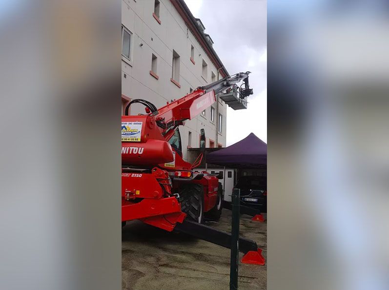 intervention en nacelle pour toiture en finistère